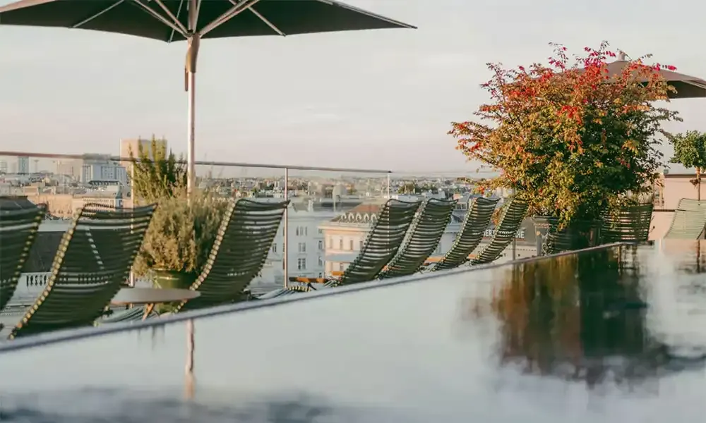 Rooftop pool of the Grand Ferdinand Vienna