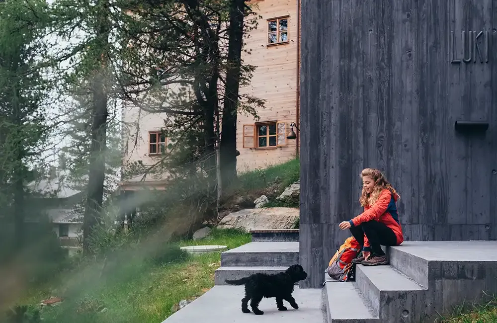 Family with dog at Hollmann am Berg