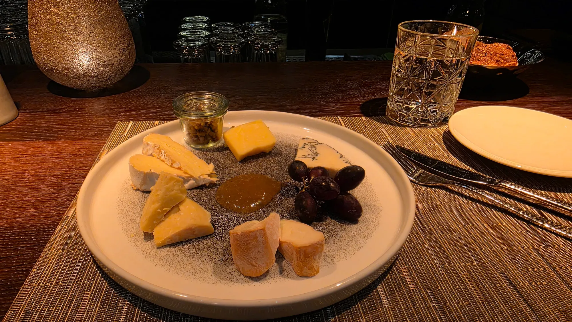 Swiss cheese board with grapes, walnuts and chutney at Restaurant Löwengarten in Rorschach