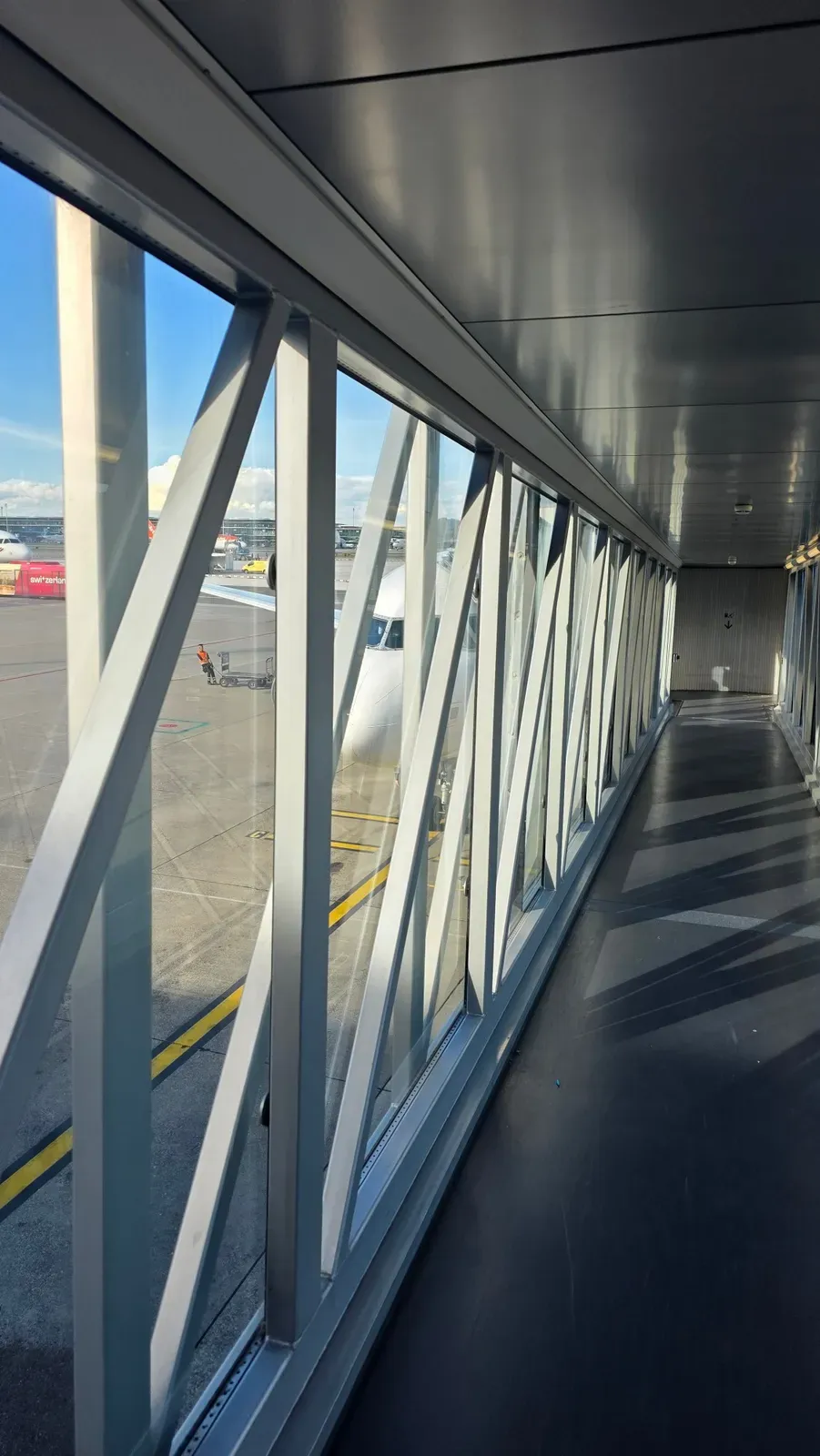 The jet bridge at Zurich Airport on the way to the Eurowings A319