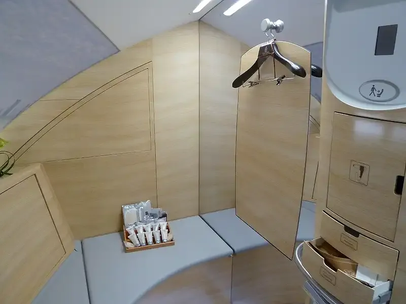 Wardrobe and storage in the Emirates A380 First Class suite
