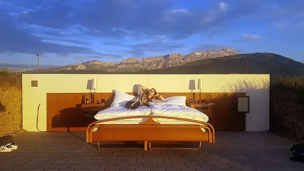 The Null Stern bed at sunset in front of the Alpstein